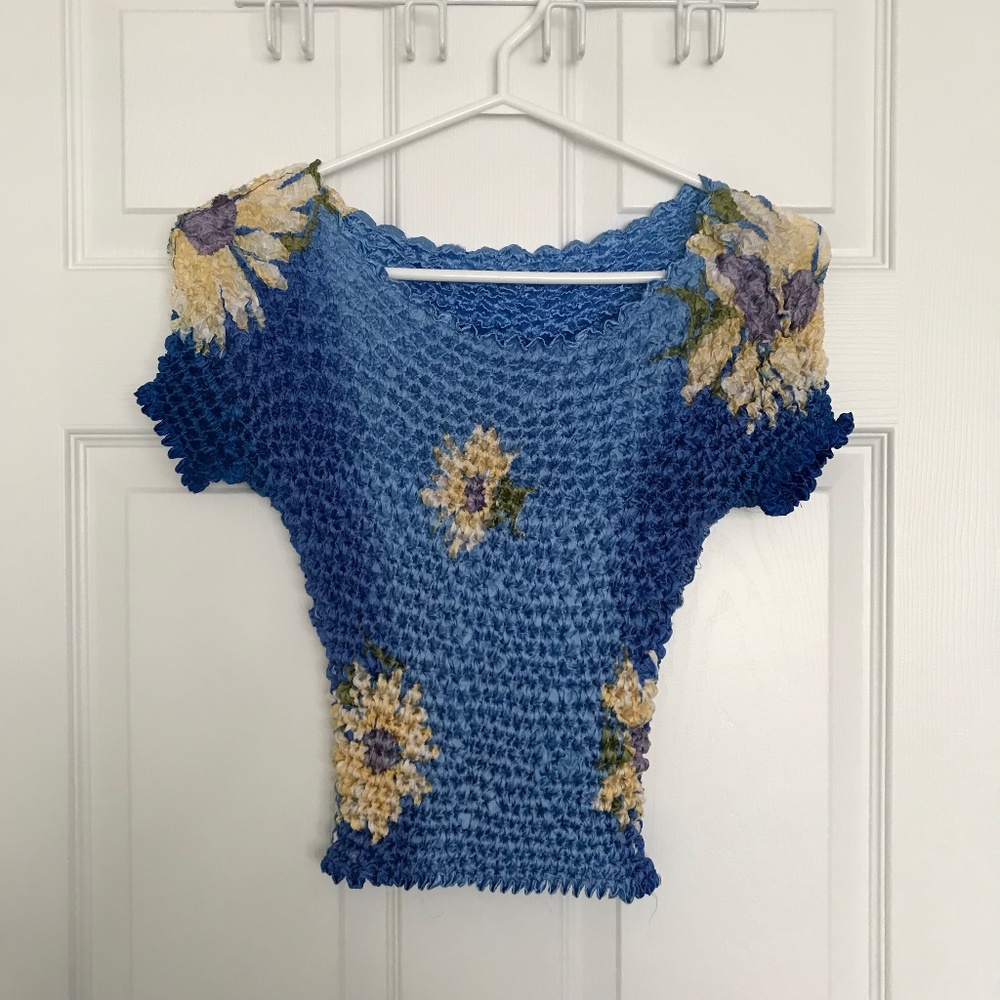 Vintage Sunflower Top XS/S Fit Stylish Stretchy Blue Yellow